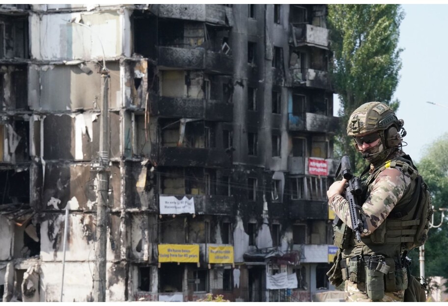 Бої на Луганщині - війська РФ змінили тактику - ЗСУ втратили контроль над кількома населеними пунктами - фото 1