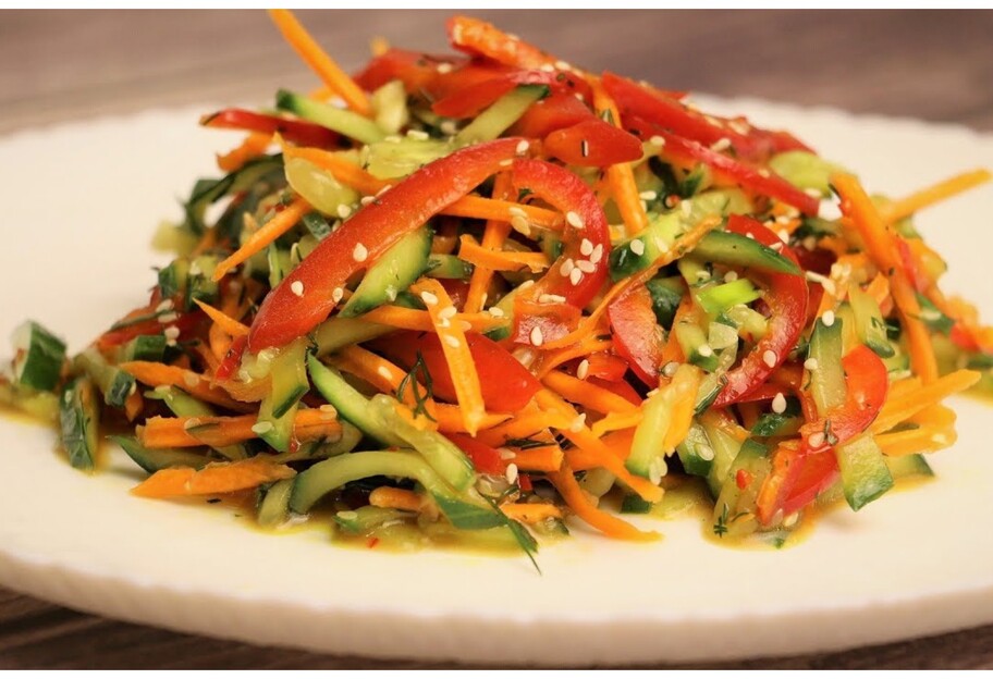 Овощной салат с медовым соусом - готовим летнее блюдо - пошаговый рецепт - фото 1