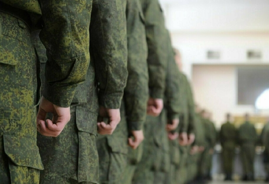 Изнасилования солдат РФ в Мелитополе - командиры сжигают тела погибших - фото 1