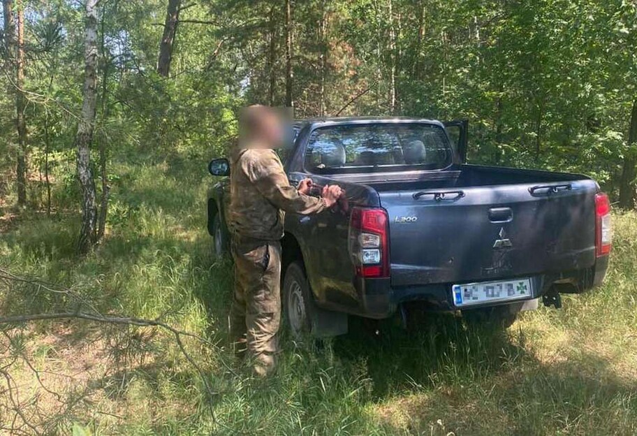 Пограничник из Беларуси сбежал в Украину - хочет воевать против России - фото 1