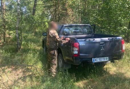 Белорусский пограничник пробрался в Украину воевать против РФ: на границе его обстреляли свои же 