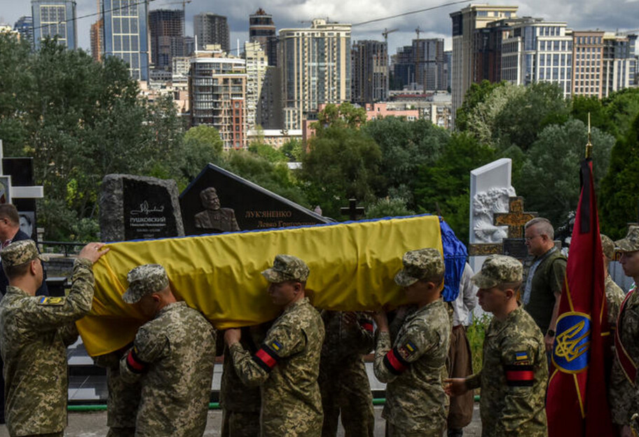 Мобилизация в Украине - не призовут в армию тех, кто потерял родственников на войне  - фото 1