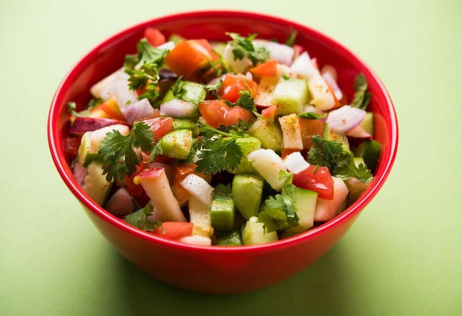 Салат качумбер з овочів - покроковий рецепт індійської страви - фото 1