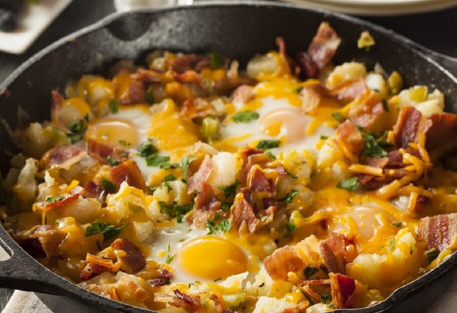 Яєчня з картоплею - готуємо іспанський сніданок - рецепт - фото 1