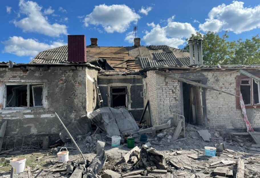 Обстрел Волынской области - обломки российского БПЛА ранили трех детей, фото  - фото 1