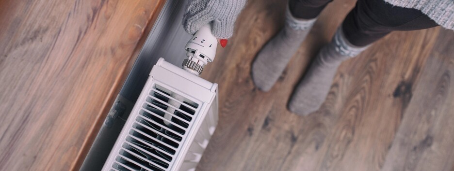 Отопительный сезон будет сложным: украинцам советуют начинать готовиться к холодам