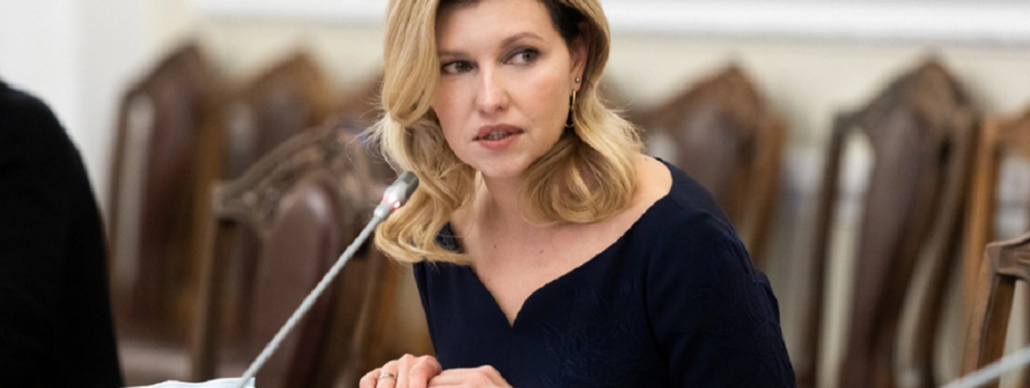 Елена Зеленская ответила на критику своих фото в журнале Vogue (видео)