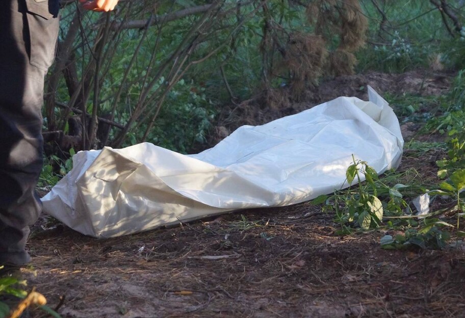 В Киевской области нашли тело украинца - оккупанты пытали и душили убитого, фото-видео - фото 1