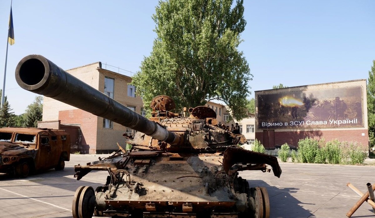 Ворог намагається відвернути увагу дрібними атаками: огляд фронту на Донбасі та карти