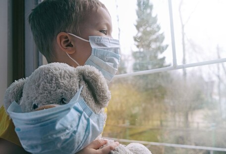 В Киеве двое детей попали в реанимацию с COVID-19: в регионах фиксируют прирост инфицирования