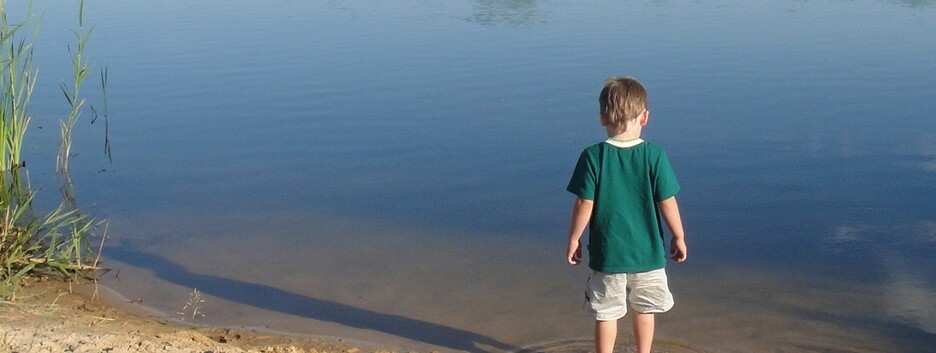 Правила безопасного отдыха с детьми у водоема: советы от МОЗ