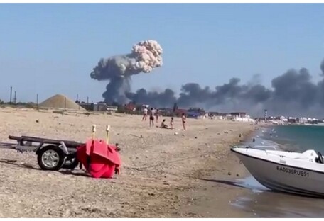 Взрывы на военном аэродроме в Крыму: что известно 
