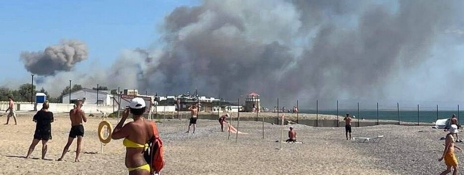В Крыму взорвали до четырех складов с БК оккупантов - британская разведка 