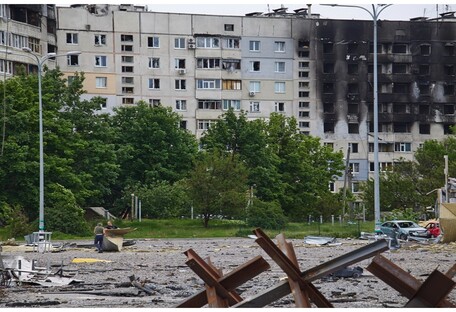 Россия обстреляла Харьков: от удара пострадали пять районов (видео)