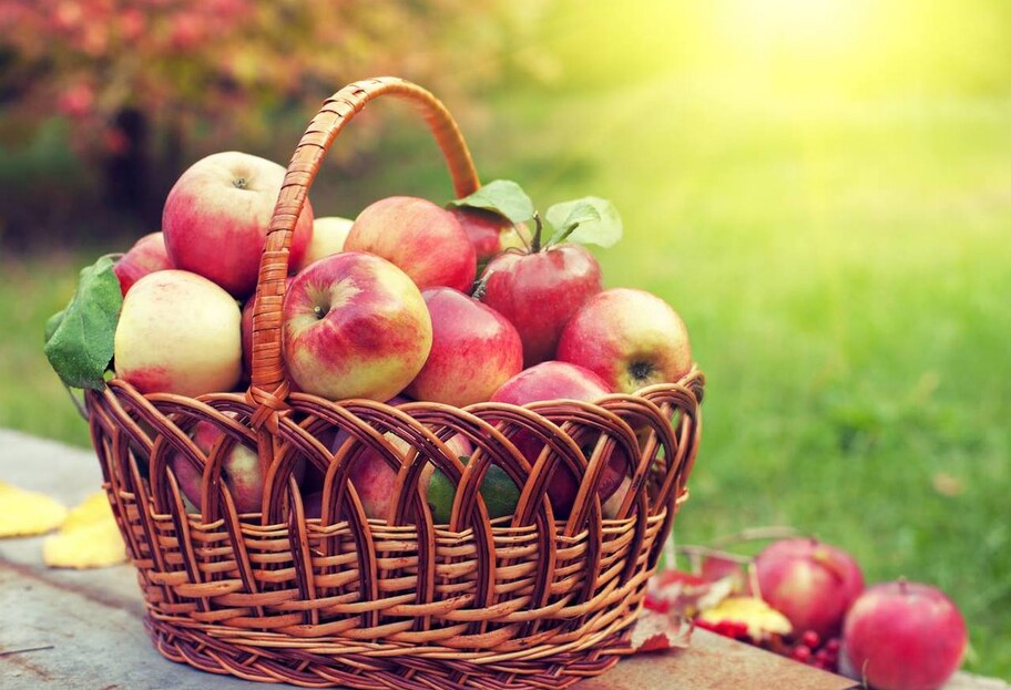 Яблучний Спас 2022 - вітання у віршах та прозі, фото - фото 1