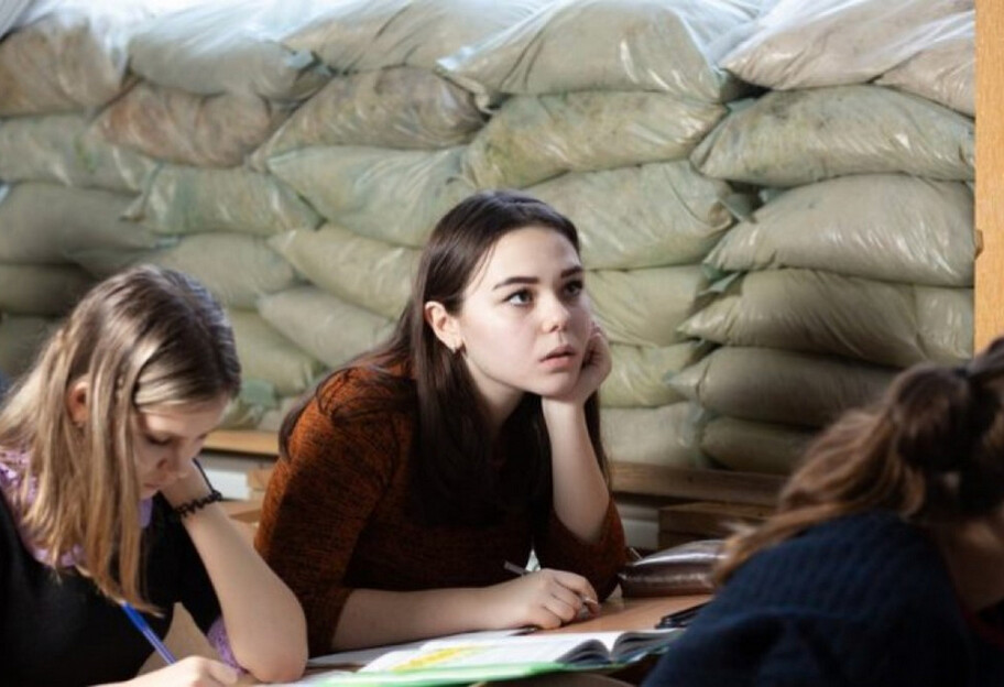 Учеба с 1 сентября в Украине - названы преимущества четырех моделей обучения  - фото 1