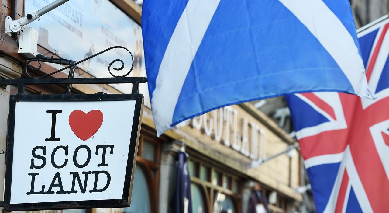 Когда Шотландия планирует провести референдум о независимости