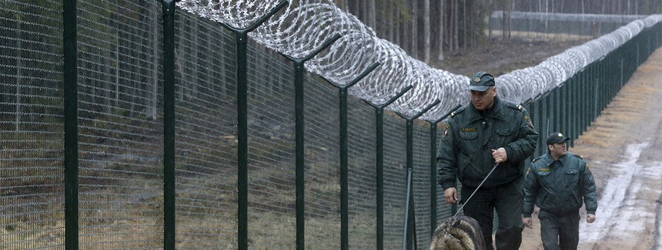 Литва побудувала паркан із колючим дротом на кордоні з Білоруссю