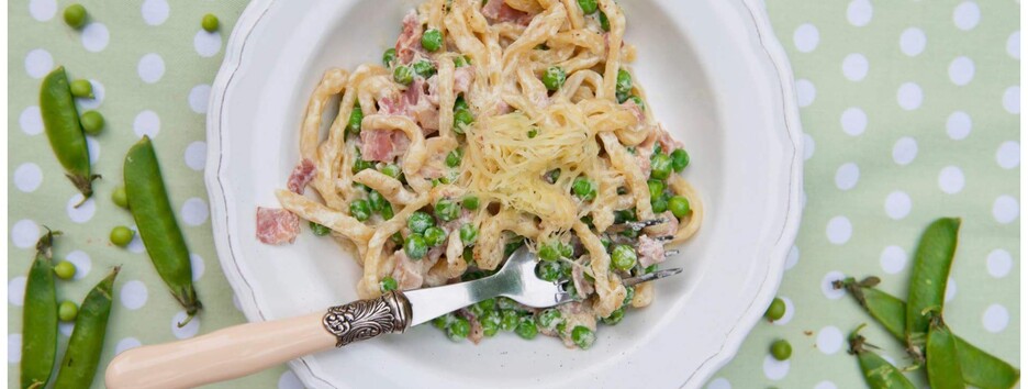 Вегетарианская карбонара: рецепт пасты с горошком и шпинатом