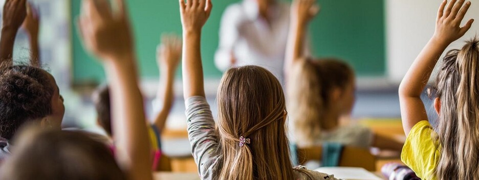 С 1 сентября в польские школы пошли 185 тысяч детей из Украины