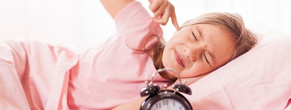 Підйом без проблем: як привчити школяра прокидатися вчасно