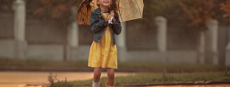 В Україні йде потепління з дощами: у яких регіонах зміниться погода (мапа)