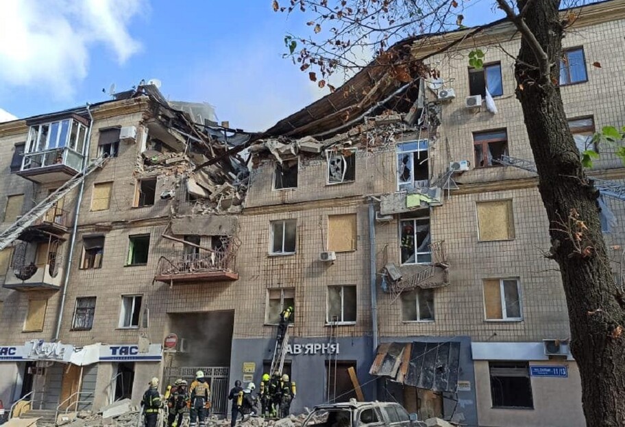 Обстріл Харкова 6 вересня - снаряди влучили у центр міста - фото - фото 1