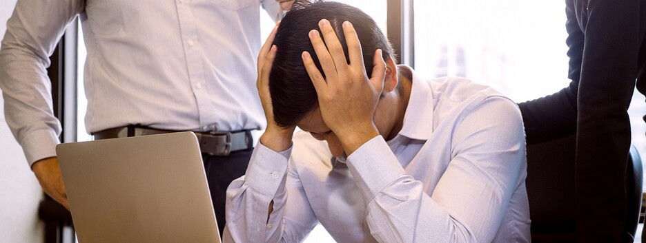 В Україні можуть почати штрафувати за цькування на робочому місці