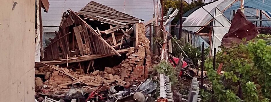 Никополь снова попал под обстрел оккупантов: горожане остались без жилья (фото) 