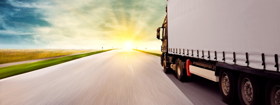 Без бумаг: перевозчикам упростили получение международных разрешений