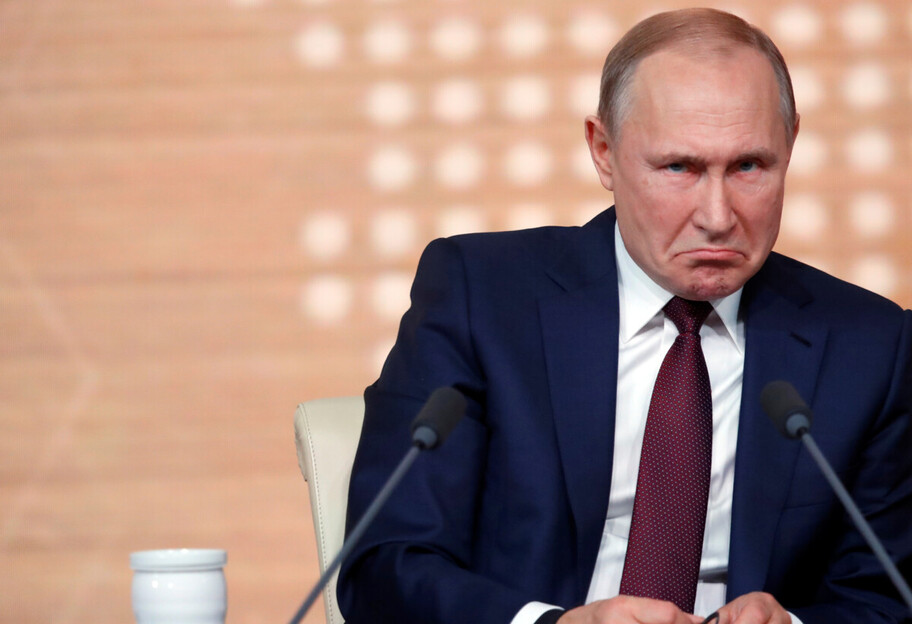Отставка Путина - депутаты из Москвы и Петербурга подписали требование об отстранении диктатора  - фото 1