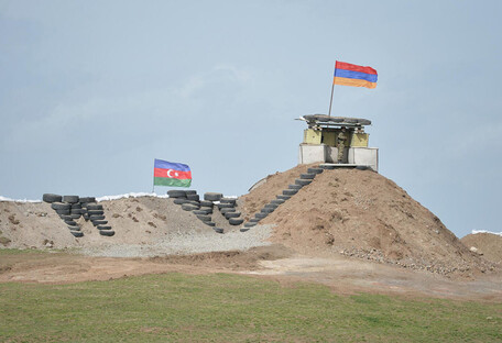 Война в Карабахе: Совбез Армении объявил о достижении перемирия с Азербайджаном
