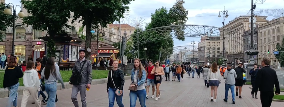 Кому найбільше довіряють українці: соцопитування