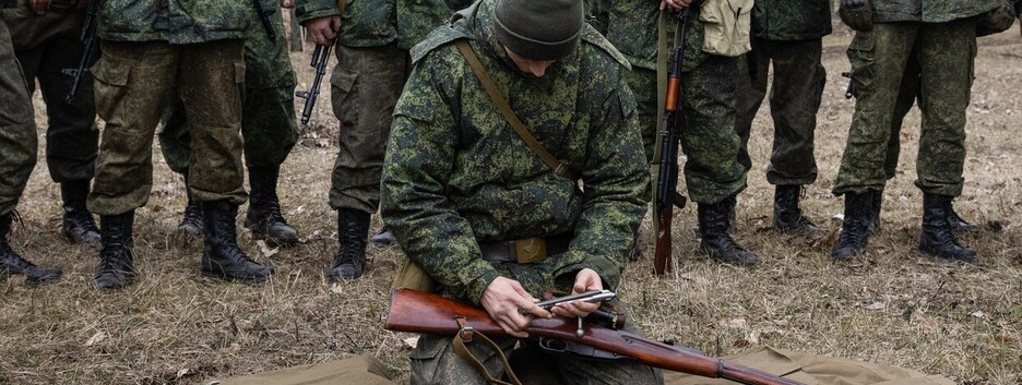 Унылый горн и первая потеря: как в России мужчин забирают на мобилизацию (видео)