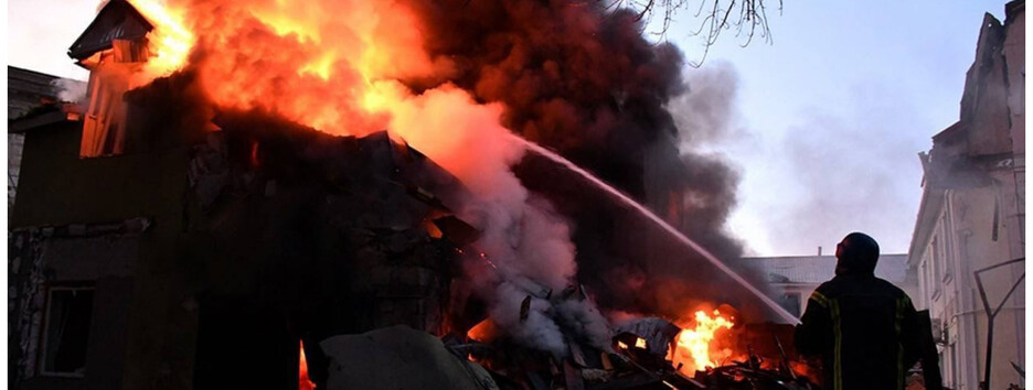 Ночной обстрел Николаева: оккупанты попали в жилые дома и водопровод (фото)