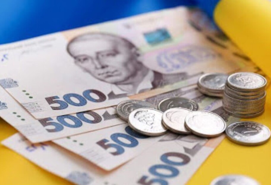 Виплати пенсій та грошової допомоги в Україні - яким жителям спростили процедуру - фото 1