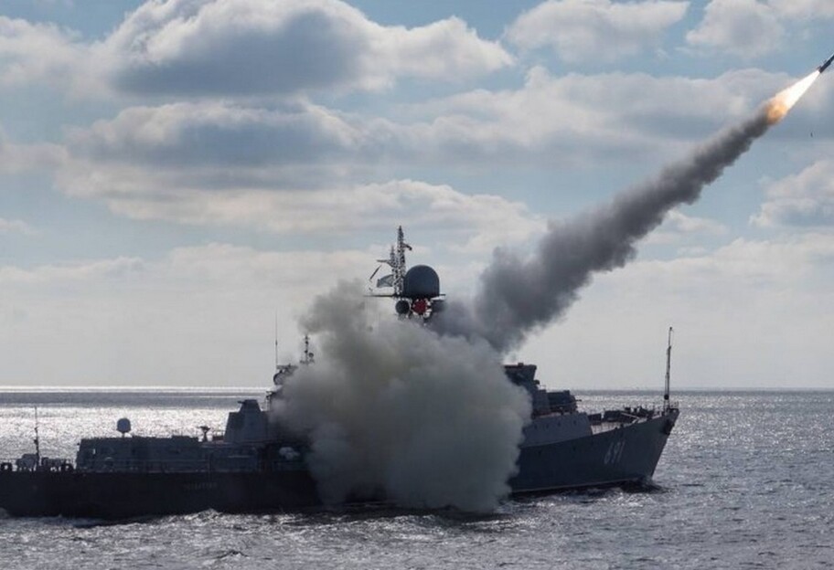 Российские корабли в Черном море - сколько в оккупантов ракет Калибр - фото 1