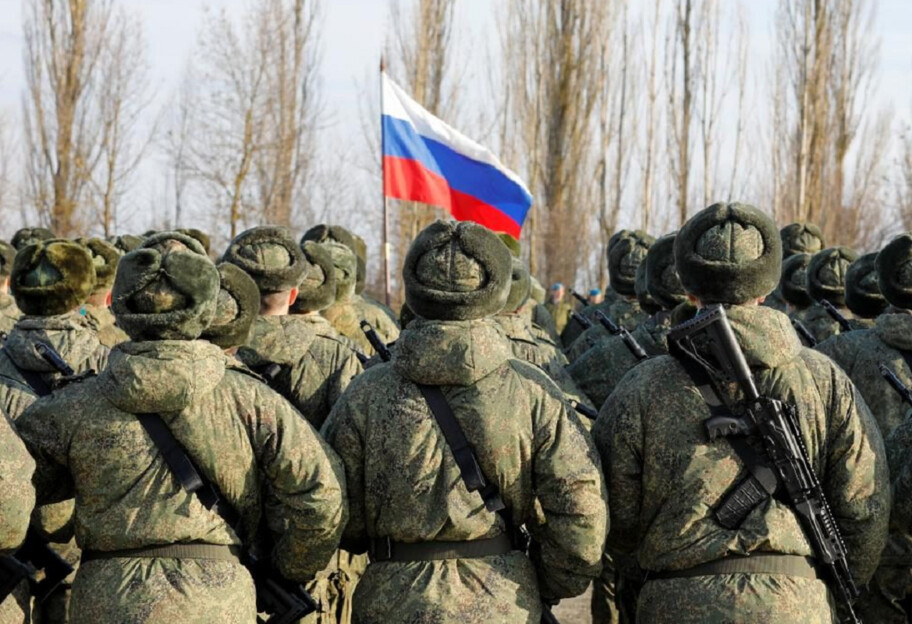Оголила тили – росія перекинула майже всі резерви в Україну - фото 1