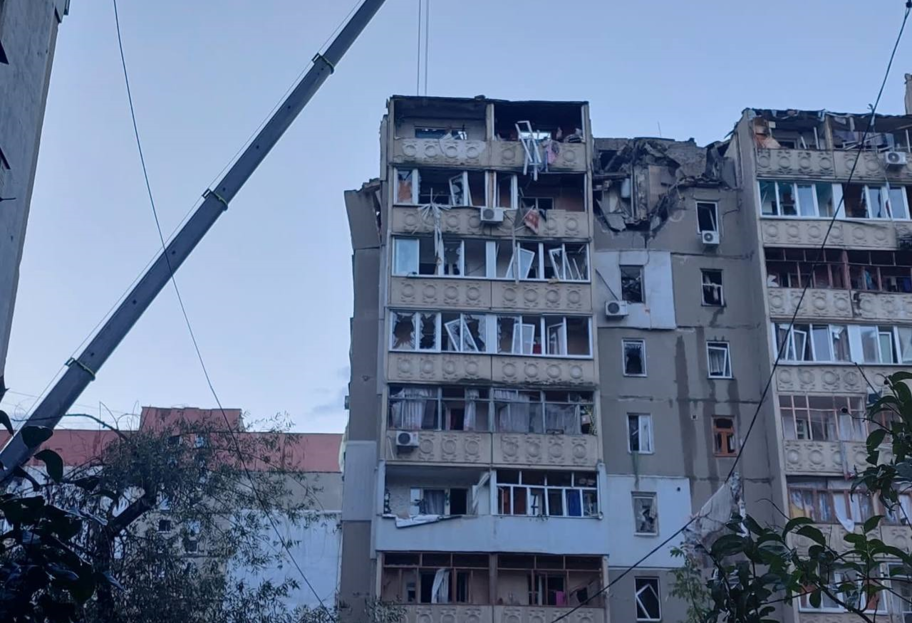 Обстріли окупантів - у ніч проти 30 вересня багатоповерхівку у Миколаєві, фото - фото 1