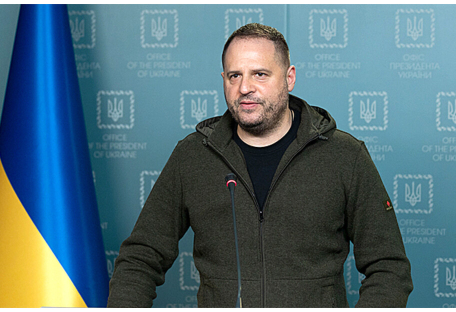 Инвестиции в промышленную оборонную базу – Андрей Ермак призвал больше помогать Украине - фото 1