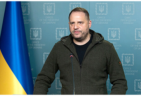Руководитель Офиса президента Андрей Ермак призвал предоставить Украине больше гарантий и оружия