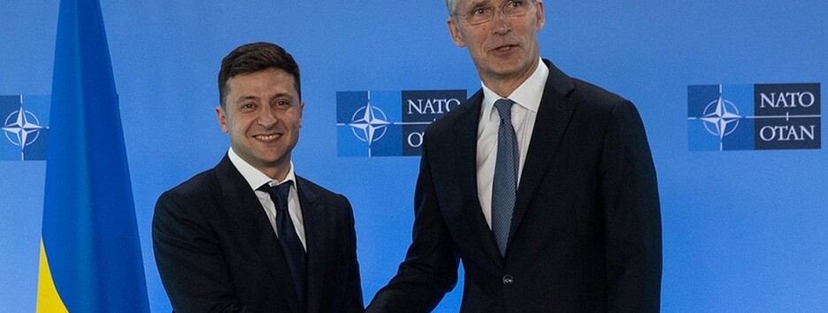 НАТО рассмотрит заявку Украины: заявление Столтенберга 