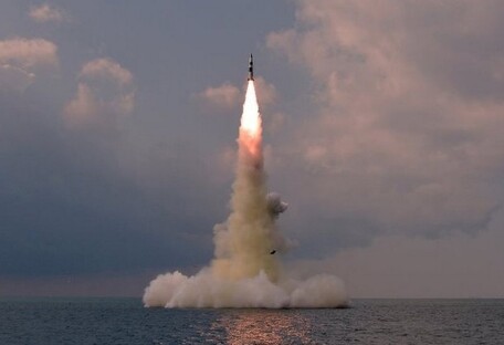 Ракета з КНДР пролетіла над Японією: у країні скликали Раду нацбезпеки