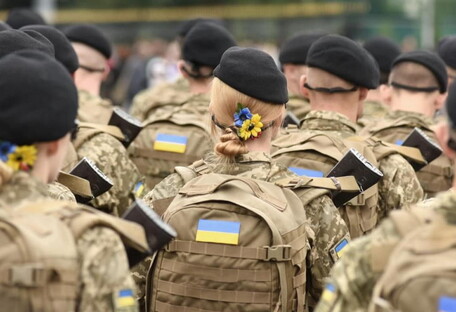 Воинский учет женщин: для украинок какой профессии он будет обязательным