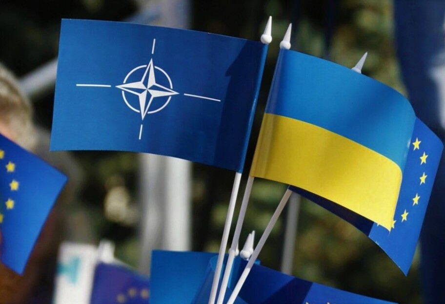 Членство Украины в НАТО - посол рассказала об обсуждении в рамках Североатлантического совета - фото 1