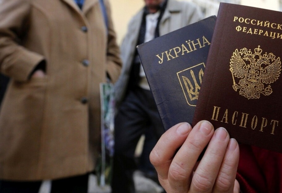 Украинцам с российским паспортом запретили покидать рф - что известно - фото 1