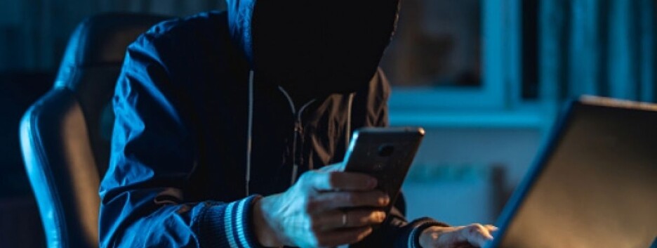 Украинцев разводят на деньги: телеграмм-бот ПриватБанка рассылает подозрительные сообщения