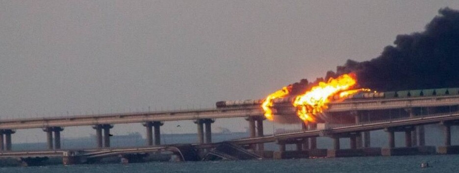 Пожар на Керченском мосту – военный эксперт рассказал о причинах и последствиях