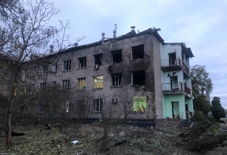 Оккупанты снова ударили ракетами по Запорожью: есть жертва (фото)