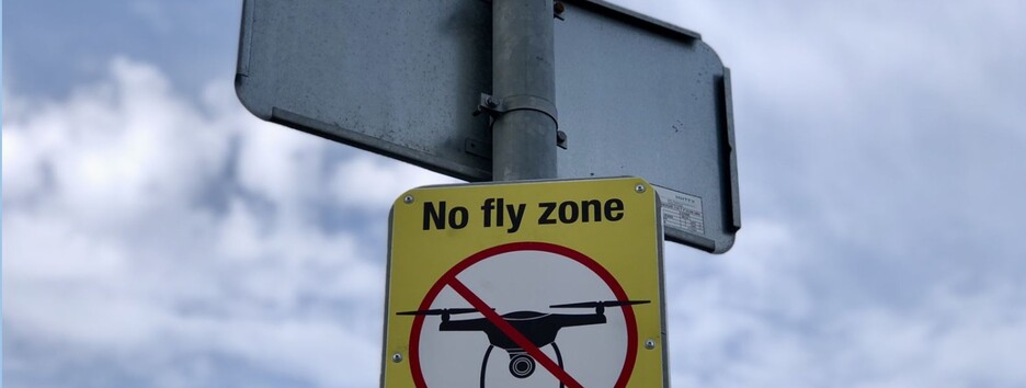 Американский адмирал объяснил, к чему приведет установление НАТО бесполетной зоны над Украиной